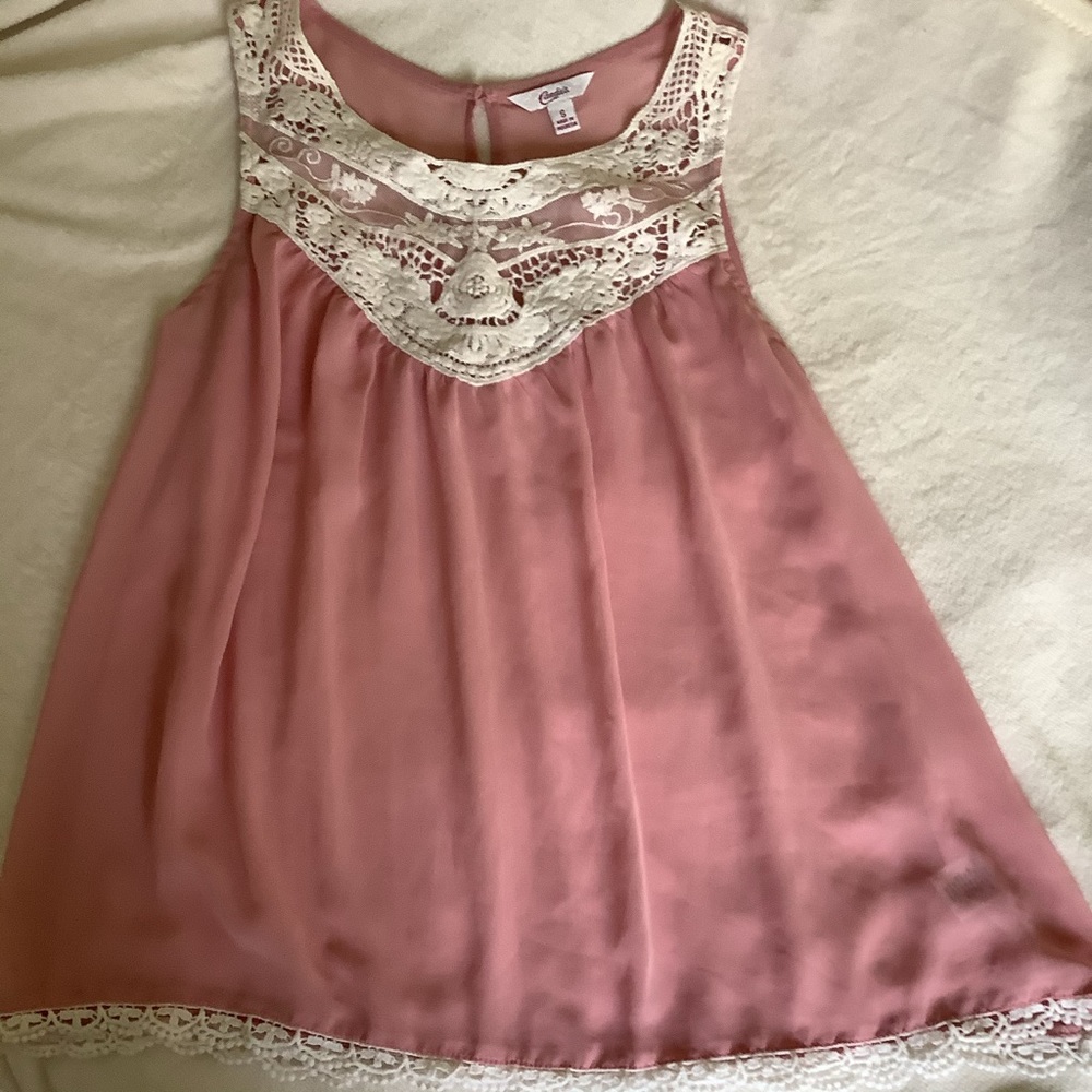 Pink & White Lace Top - Picture 2 of 9